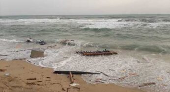 Crotone – Strage di migranti, si spezza barcone a 150 metri dalla riva: 66 morti